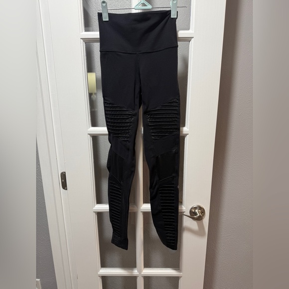 Alo High-Waist Moto Legging - Picture 5 of 16